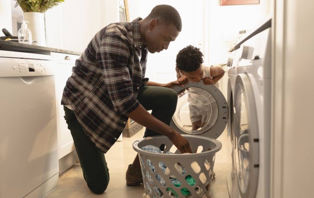 How Long Should a Washing Machine Last?